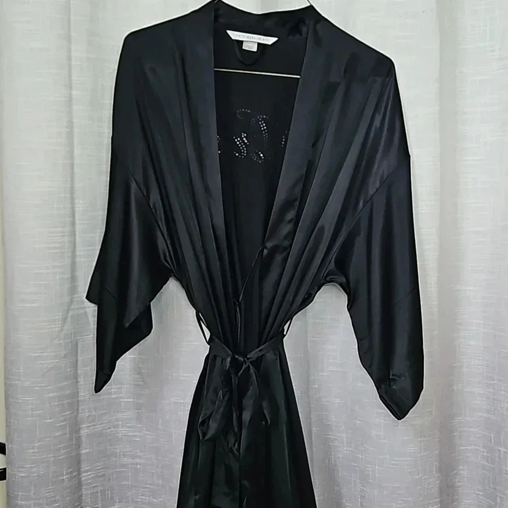 VS BRIDE ROBE - Picture 6 of 13